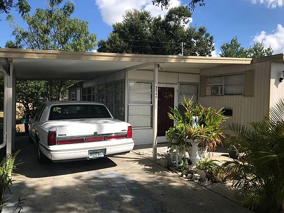 3rd image of 2545 Cadillac Ave