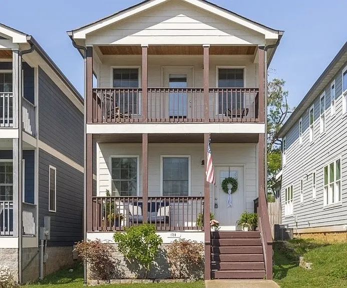 175B Rural Ave — Photo 1