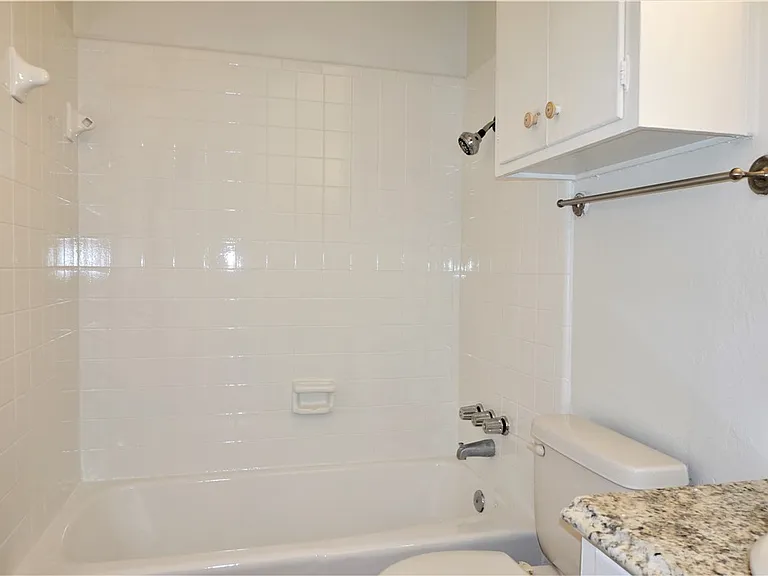 1028 Starlite Dr — Photo 25