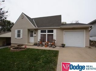4532 Hascall St, Omaha, NE 68106