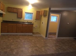 27 Lewis St #2, Athol, MA 01331