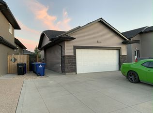 762 Hargreaves Cres #B, Saskatoon, SK S7R0H2