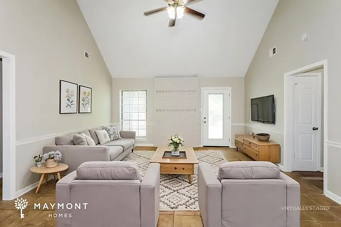 4595 Berrypick Ln S — Photo 4
