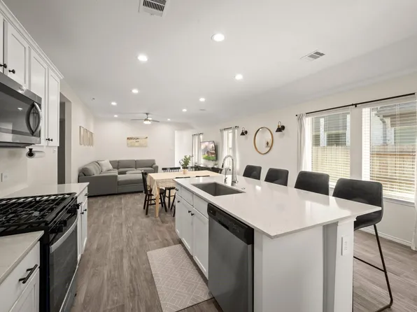 20010 Sienna Green Dr, Hockley, TX 77447