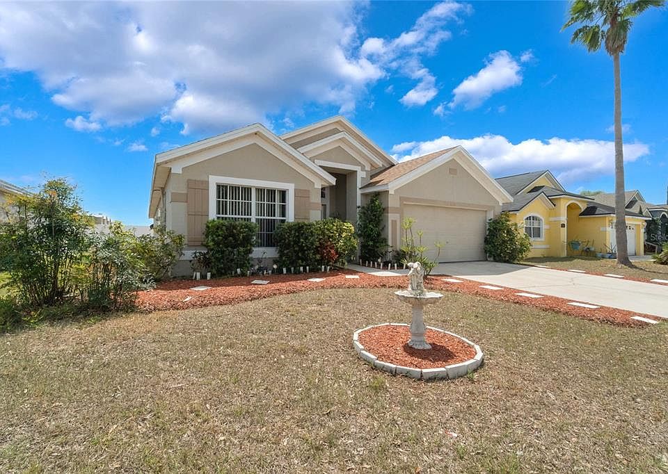 1st image of 640 LADY DIANA DRIVE