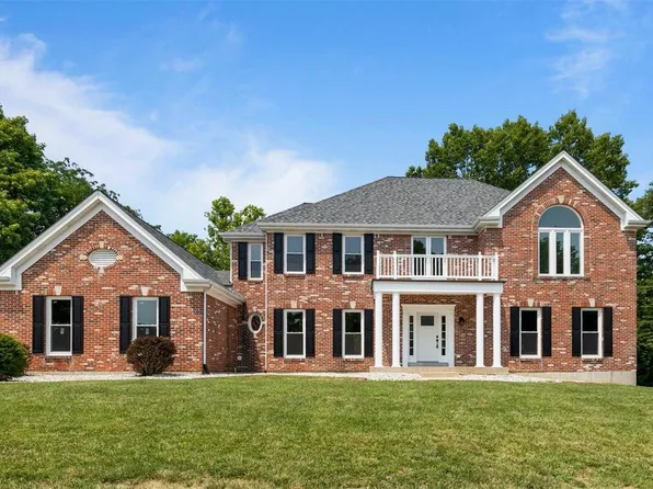 17659 Ailanthus Dr, Chesterfield, MO 63005