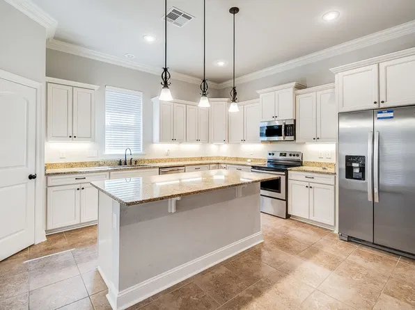 107 Barnet Ct, Lafayette, LA 70507