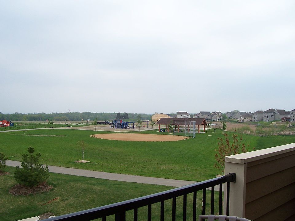 End Unit on Park