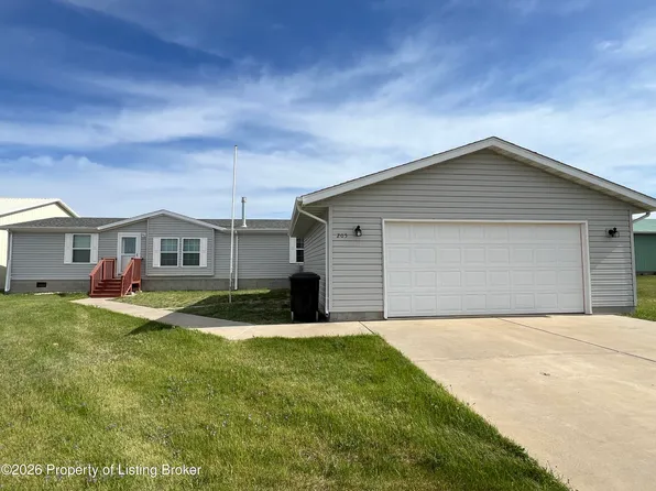 205 5th Ave SW, Belfield, ND 58622