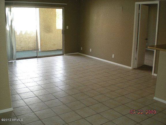 2nd image of 540 N May St APT 3079