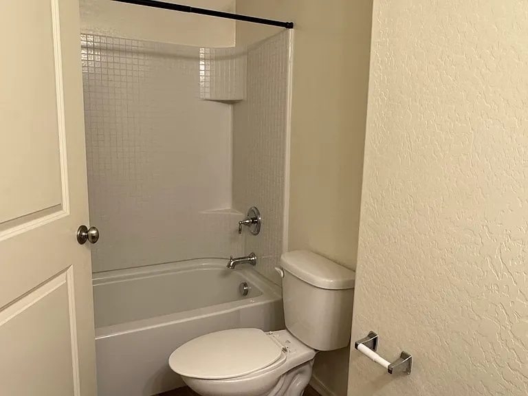 upstairs bathroom #2