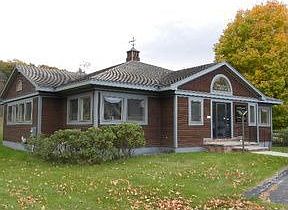 2nd image of 225 River Rd