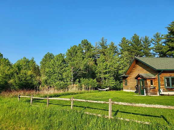 2nd image of 97 Danielle Rd