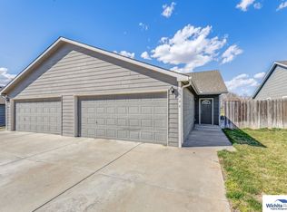 1344 N Curtis Ct, Wichita, KS 67212