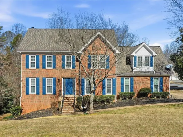 5037 India Lake Dr, Acworth, GA 30102