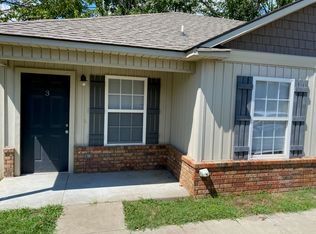 300 Russell St #3, Roland, OK 74954