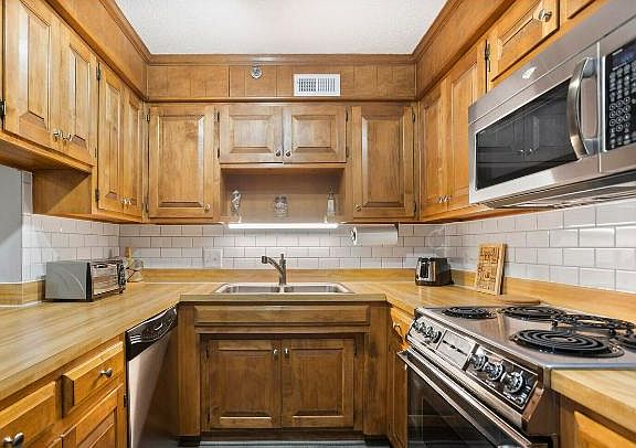 Fully stocked kitchen