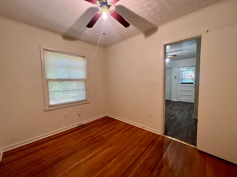 1384 Woodston Rd — Photo 19
