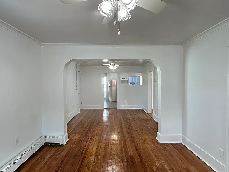 35 Maud St #2 — Photo 8