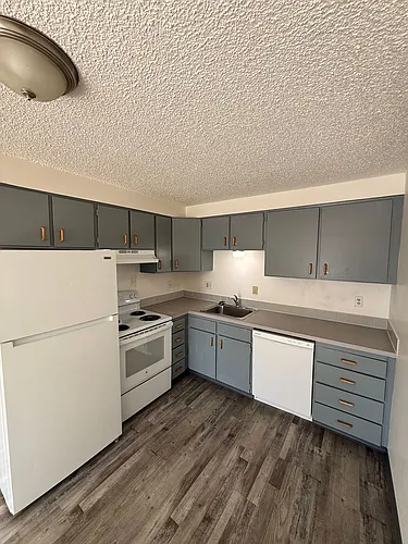 2124 Arthur St Photo 1
