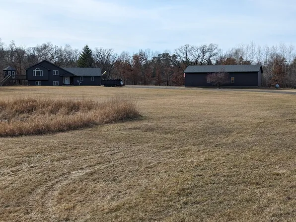 32057 148th St NW, Princeton, MN 55371