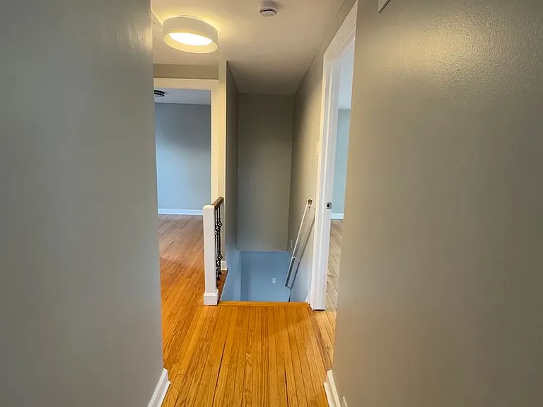18320 Morris Ave — Photo 6