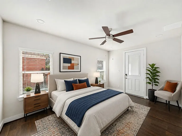 420 W 28th St #D — Photo 27