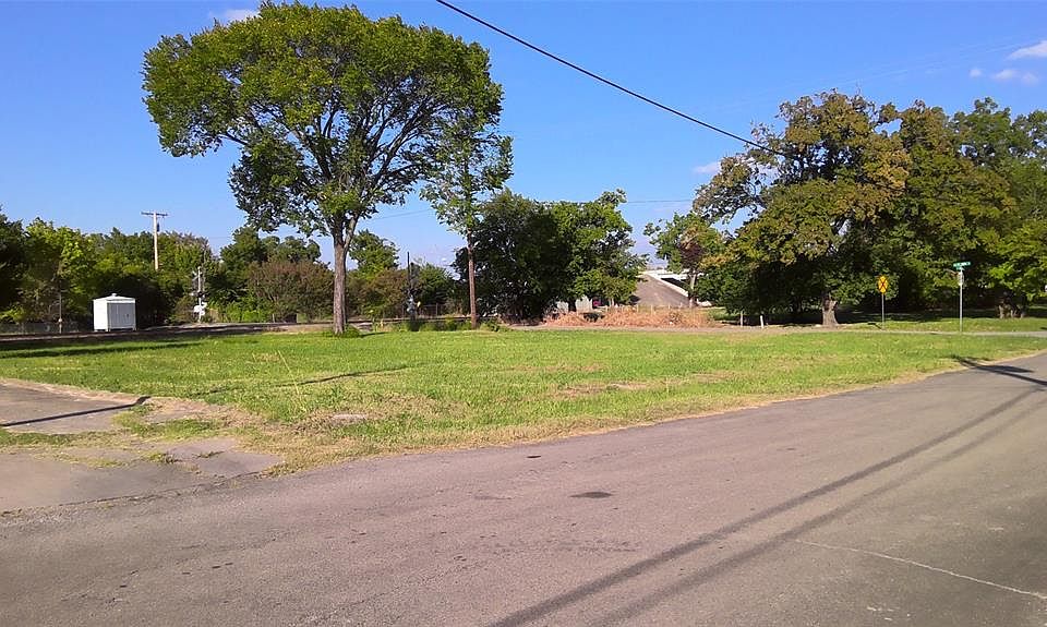2nd image of 2706 Morse St Lot 1A