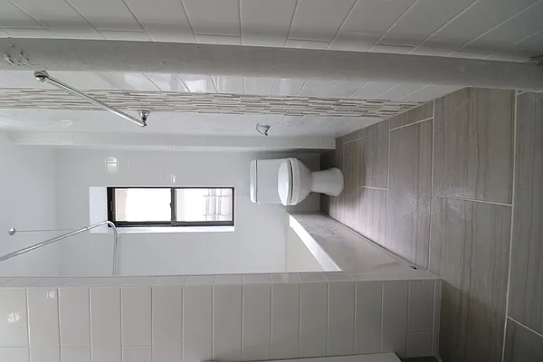 Rented by Bruma Realty LLC | media 36