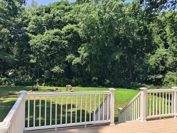 288 Mill Rd, Fairhaven, MA 02719