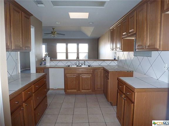 3rd image of 1527 Dustin Cade Dr