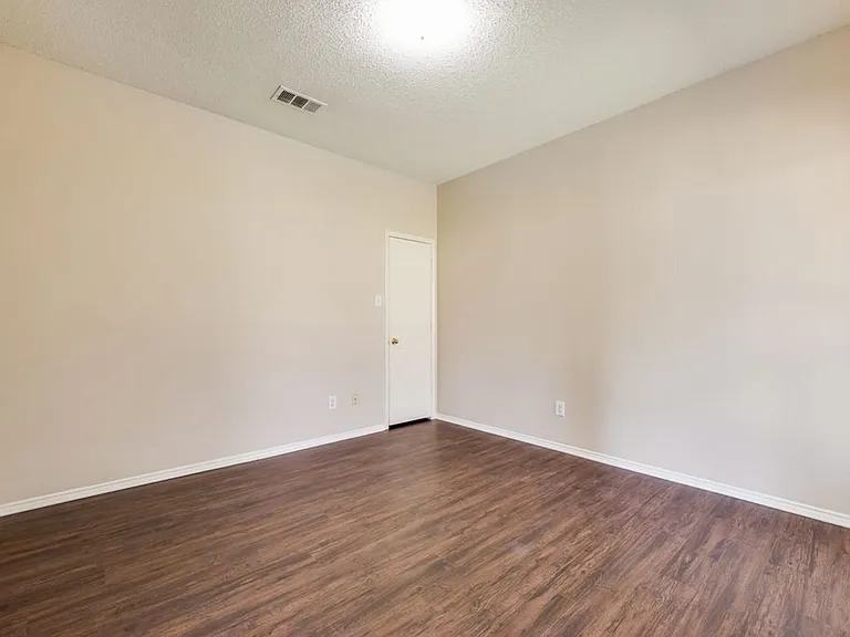 636 Canyon Pl — Photo 5