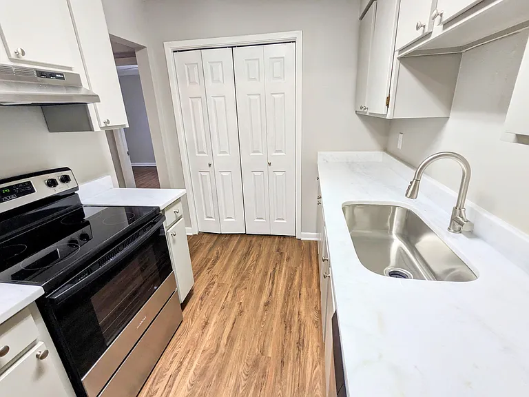 1701 Lobdell Ave #71 — Photo 3