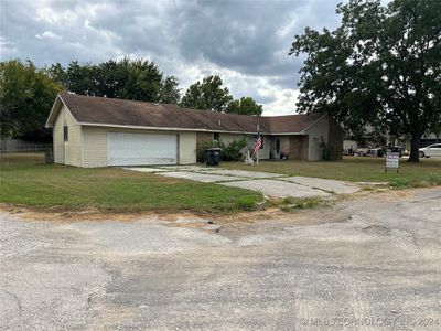 114 E Briarwood Dr, Davis, OK, 73030