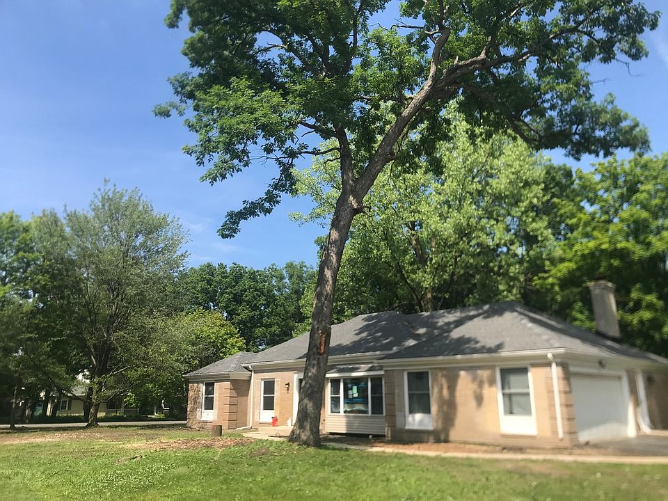 1st image of 20801 Thornwood Dr