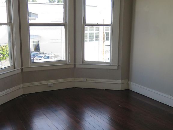 2nd image of 1560 Howard St #A