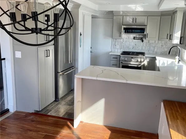 2503 E 21st St, Signal Hill, CA 90755