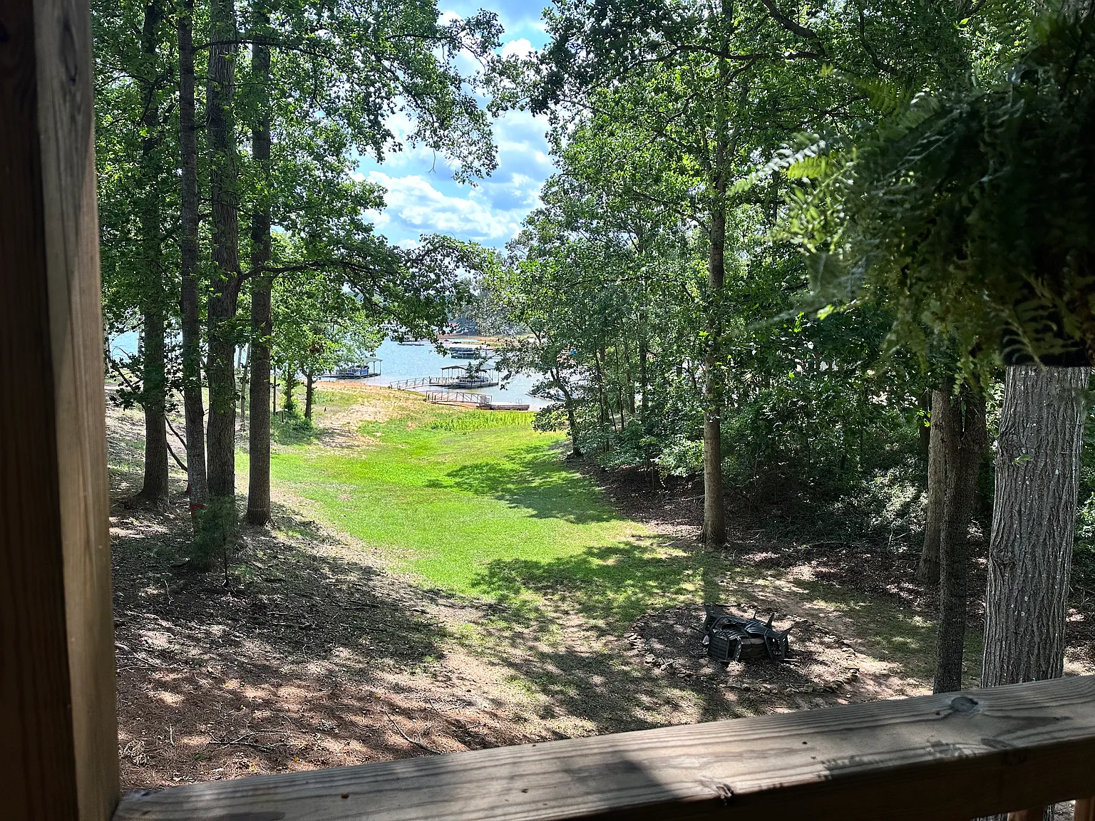 3 bed, 1.5 bath, 1200 sqft, $2,300 — Photo 3