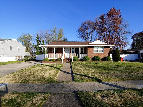 8 Cornell Ave Photo 1