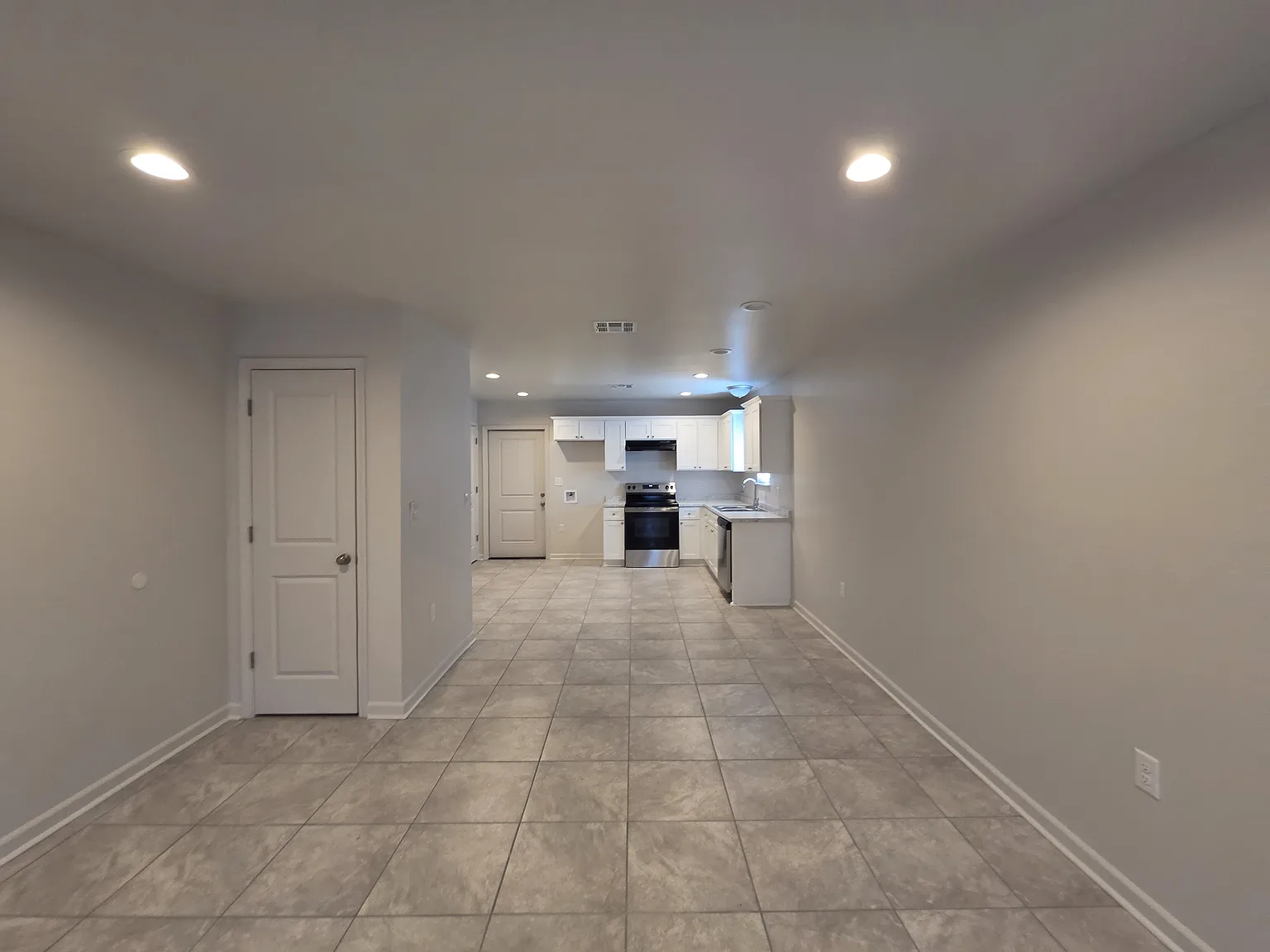 3 bed, 1304 sqft, $1,525 — Photo 3