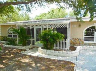 390 58th Ave NE, Saint Petersburg, FL 33703