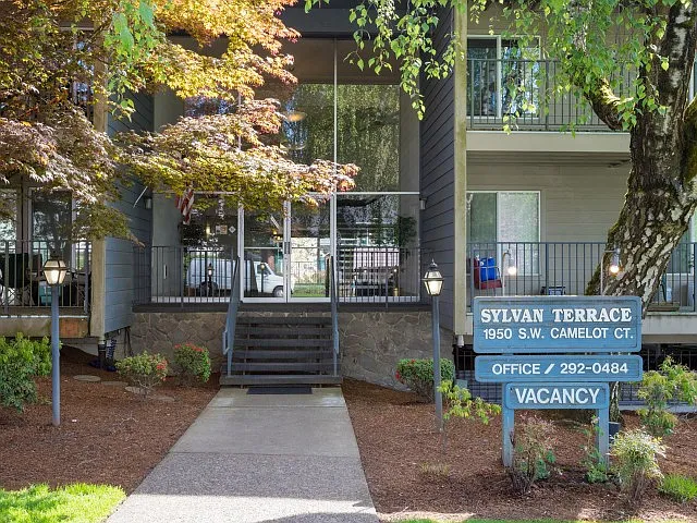 Sylvan Terrace — Photo 21