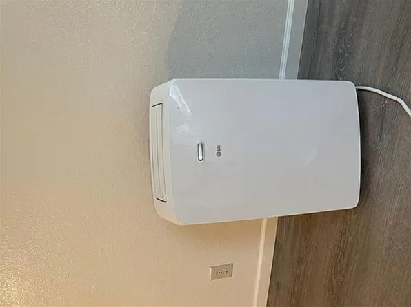46-232 Kahuhipa St APT A205, Kaneohe, HI 96744