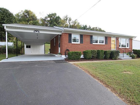 2nd image of 3005 Belle Ave NE