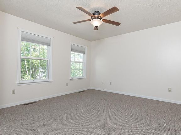 2nd image of 146 Lexington Ct #1