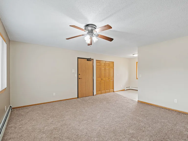 2156-3 living room