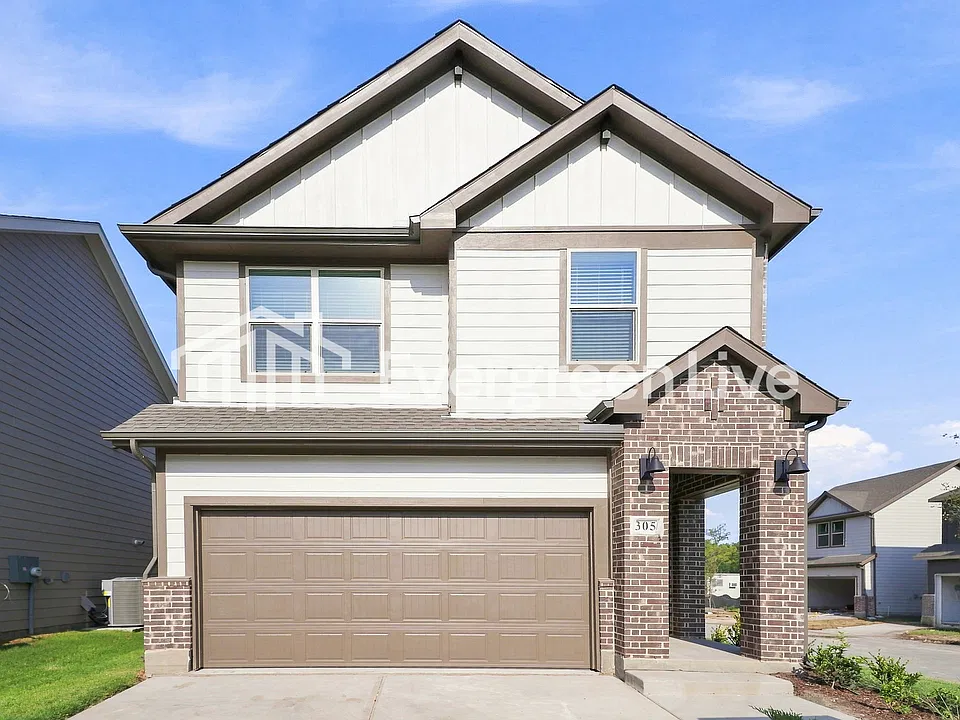 305 Nisa Dr