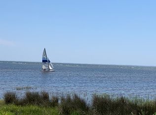 17 Madison St, Pt Saint Joe, FL 32456