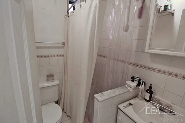 Rented by Ideal Properties Group | media 6