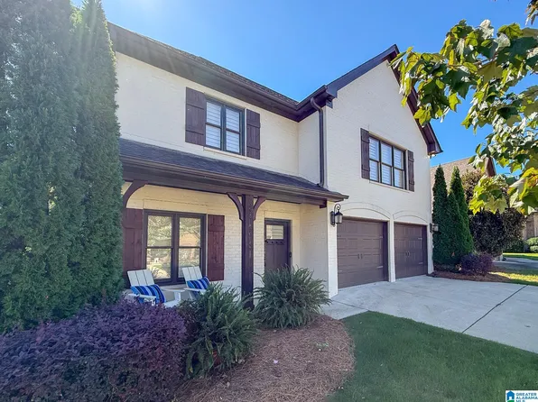 216 English Village Cir, Gardendale, AL 35071